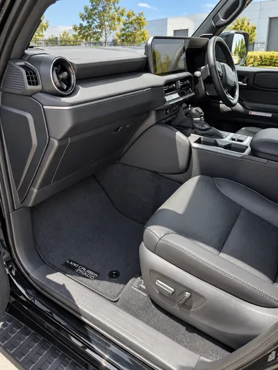 Toyota Landcruiser Prado Kakadu